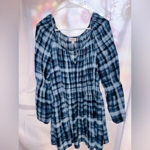 Avenue Navy and White Plaid Blouse